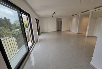  להשכרה בר"ח ודגווד מרכז הכרמל חיפה